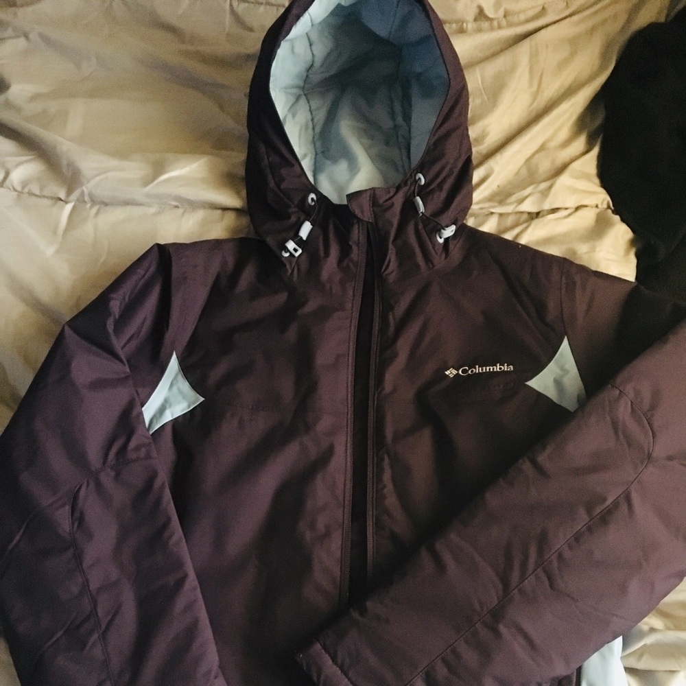 SOLD Brand new size small Columbia jacket